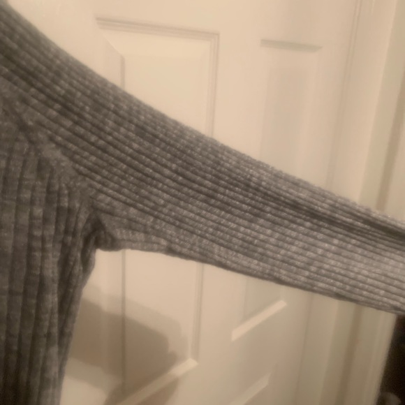 Sweater - Picture 2 of 4